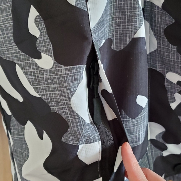 Jacket - Picture 7 of 7